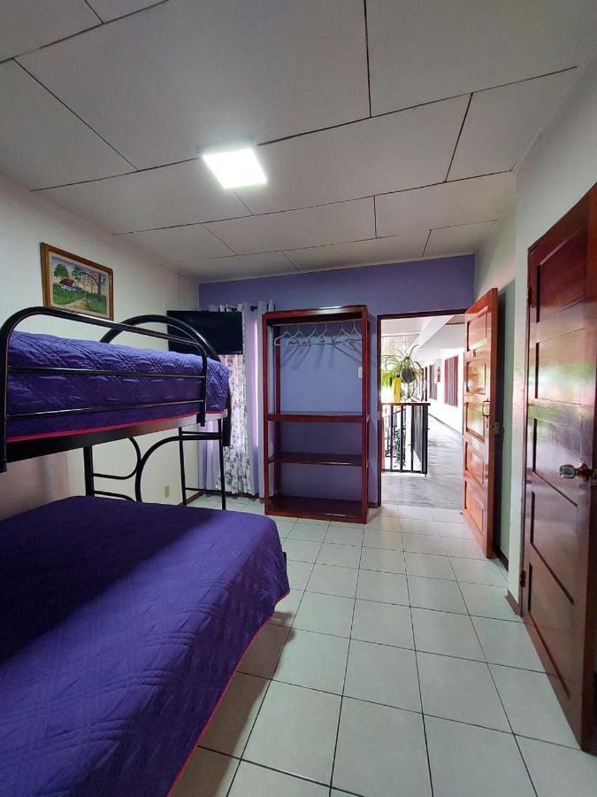 Hotel Pez Gallo Golfito Buitenkant foto