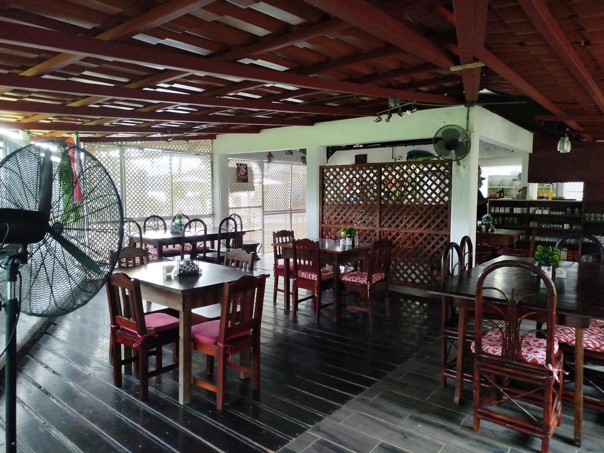Hotel Pez Gallo Golfito Buitenkant foto