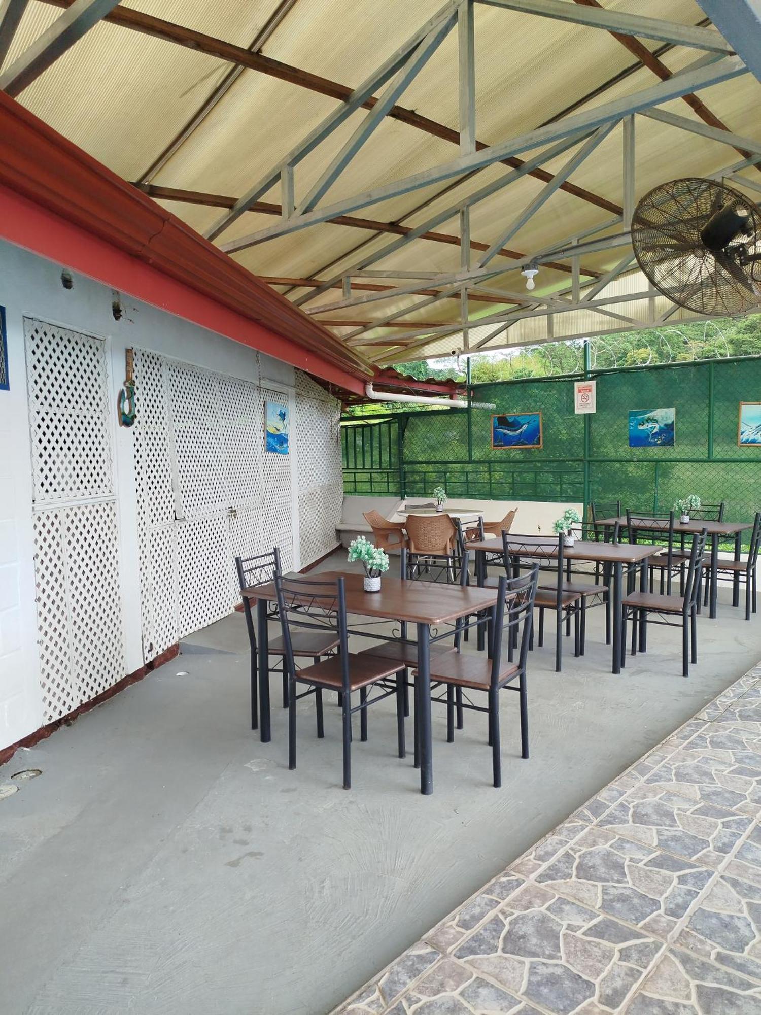 Hotel Pez Gallo Golfito Buitenkant foto