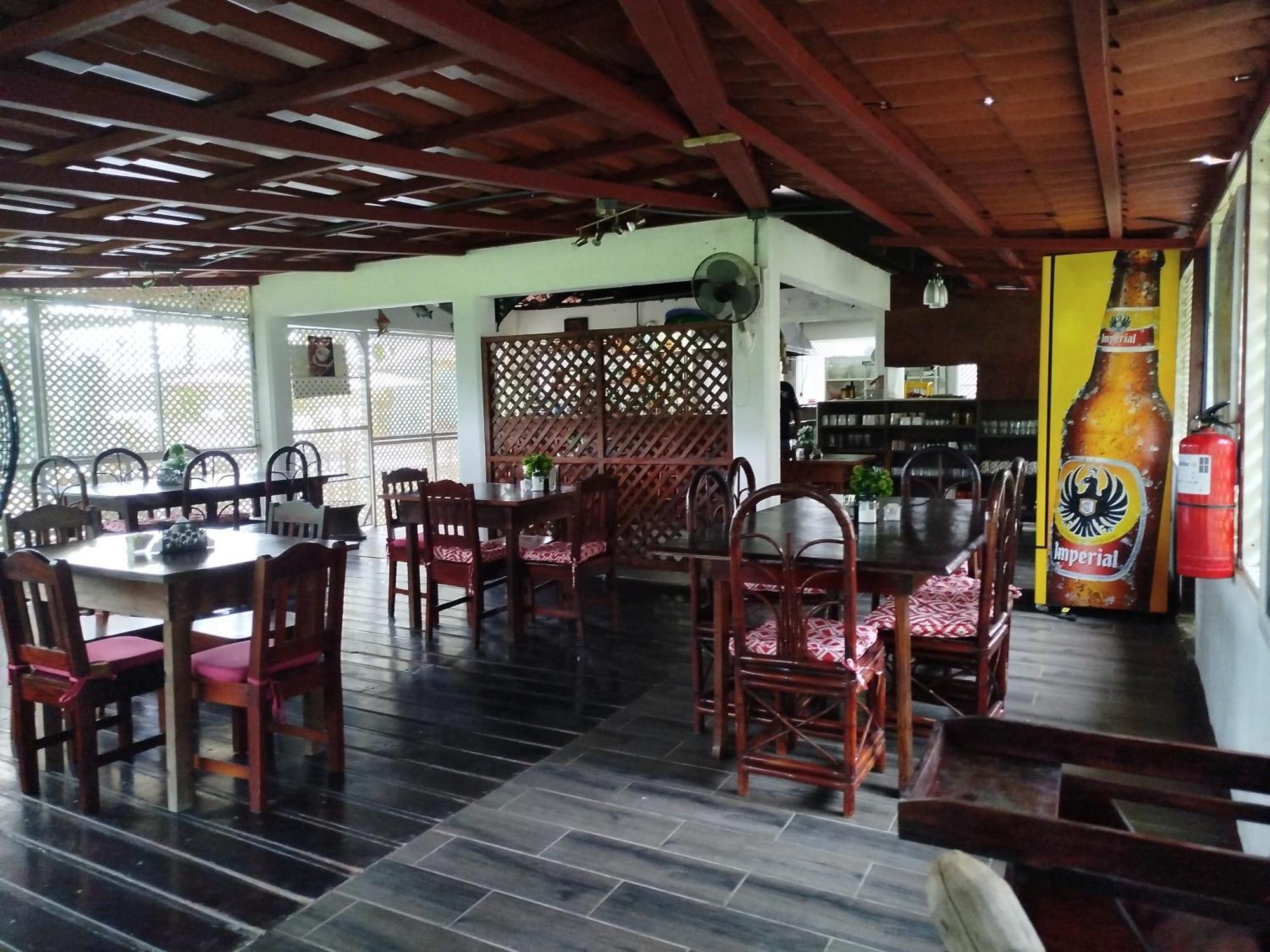 Hotel Pez Gallo Golfito Buitenkant foto