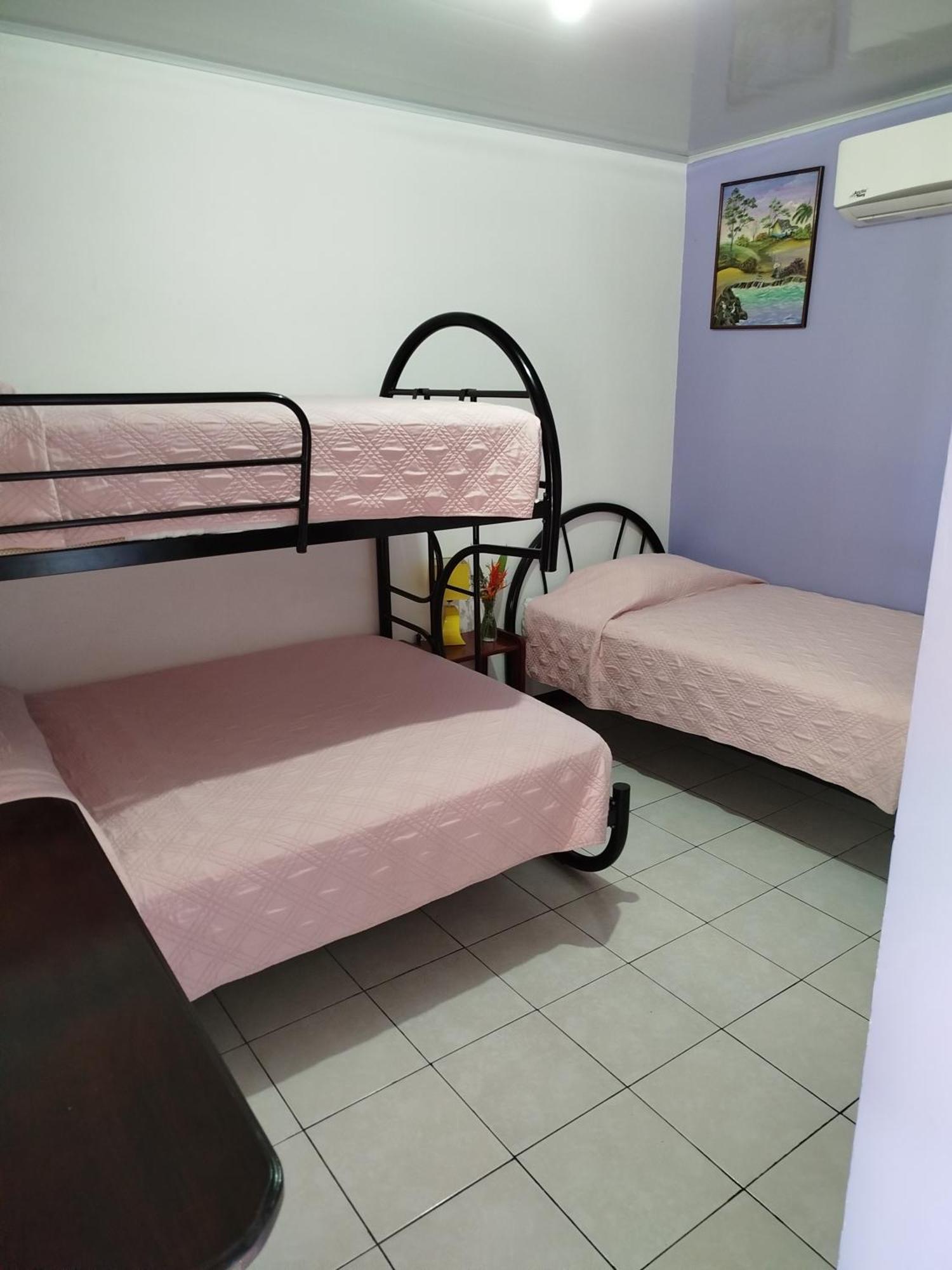 Hotel Pez Gallo Golfito Buitenkant foto