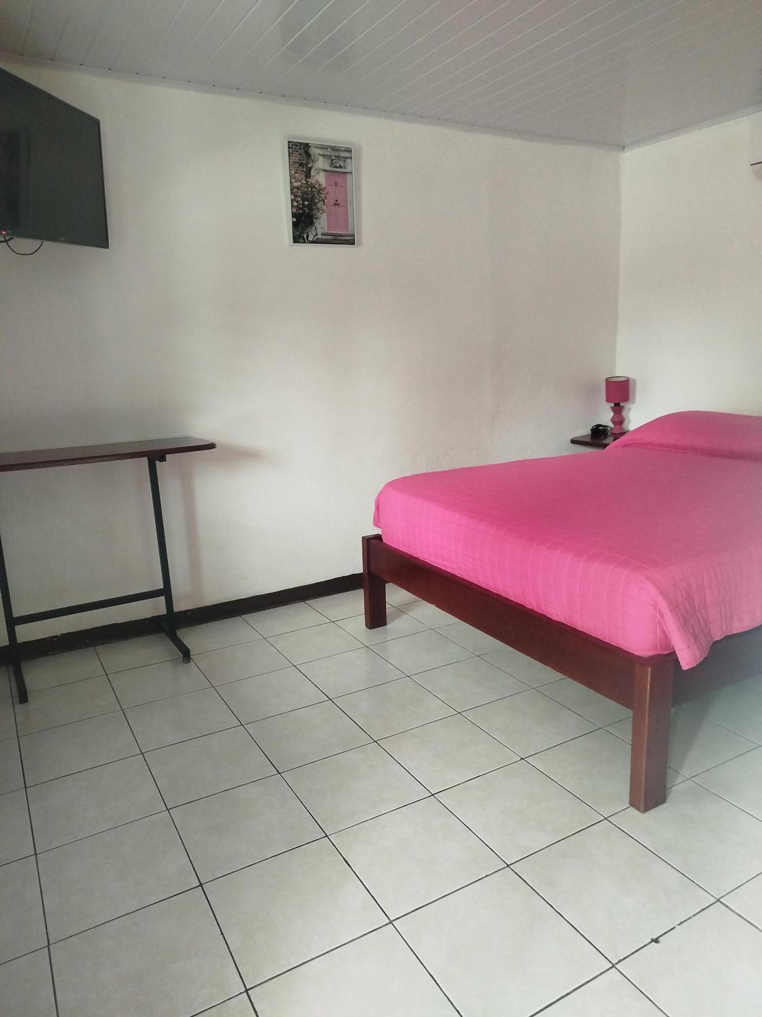 Hotel Pez Gallo Golfito Buitenkant foto